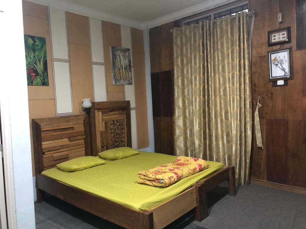 不拉士打宜 红色伙伴劳贡巴友谊旅馆酒店 外观 照片